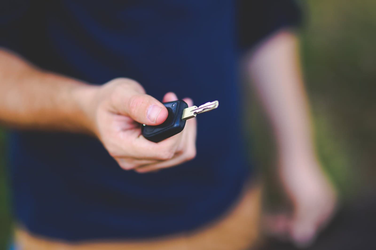 Automotive journey moment: Delivery